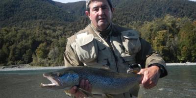 Pete Nolan w 7 lber